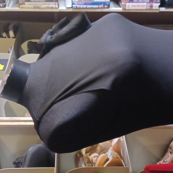 New black dress size S - Picture 3 of 4